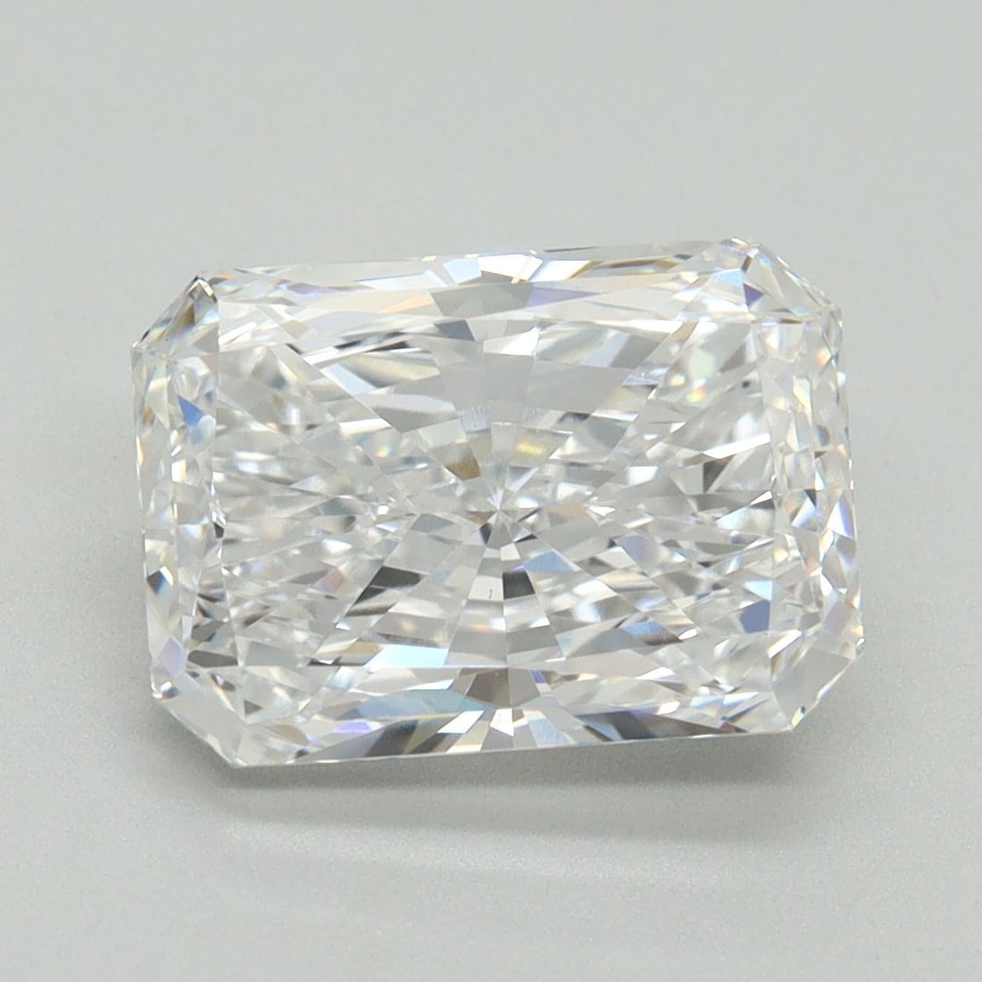 IGI Radiant 3.71ct D VVS2 - Loose Lab Diamond: IGI Radiant 3.71ct D VVS2 - Loose Lab Diamond Item Specifics: Source: This Is A Real Diamond Grown In A Lab Not Mined. Carat: 3.71 Cut: - Color: D Clarity: VVS2 Polish: EX Symmetry: EX Measurements: 1