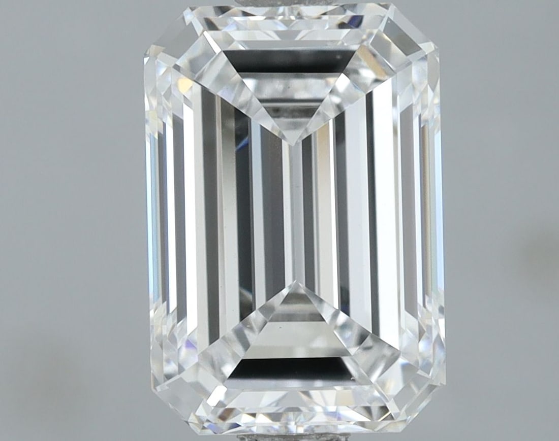 IGI Emerald 2.01ct E VVS2 - Loose Lab Diamond: IGI Emerald 2.01ct E VVS2 - Loose Lab Diamond Item Specifics: Source: This Is A Real Diamond Grown In A Lab Not Mined. Carat: 2.01 Cut: - Color: E Clarity: VVS2 Polish: EX Symmetry: EX Measurements: 8