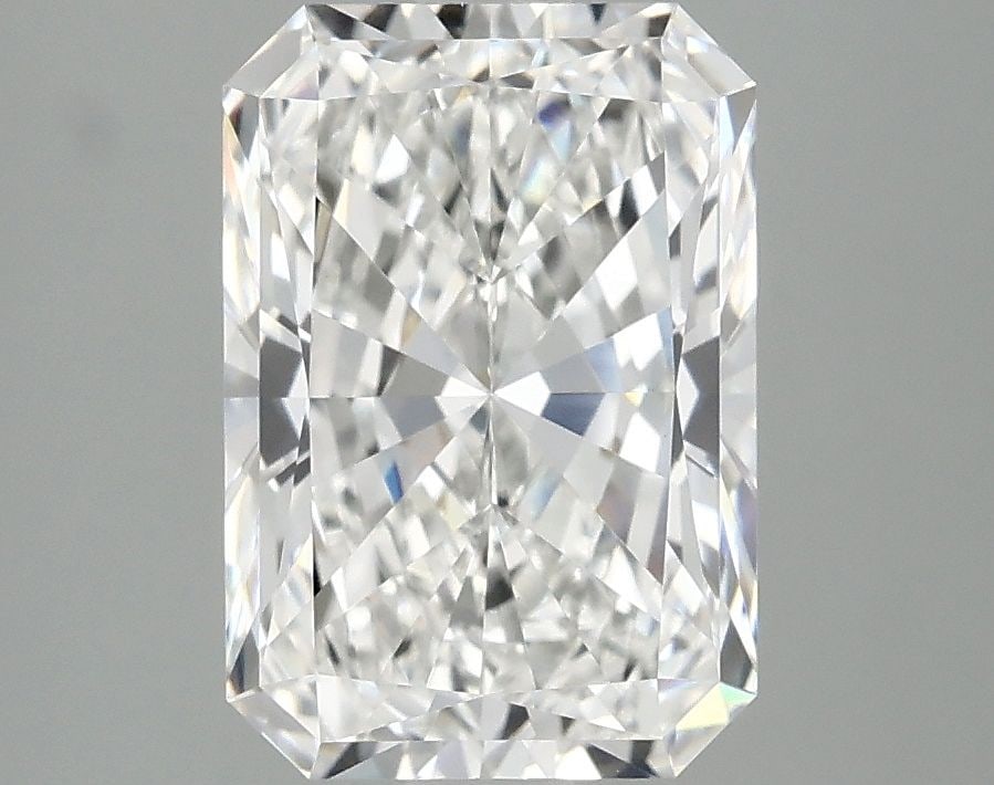 IGI Radiant 2.91ct E VVS2 - Loose Lab Diamond: IGI Radiant 2.91ct E VVS2 - Loose Lab Diamond Item Specifics: Source: This Is A Real Diamond Grown In A Lab Not Mined. Carat: 2.91 Cut: - Color: E Clarity: VVS2 Polish: EX Symmetry: EX Measurements: 1