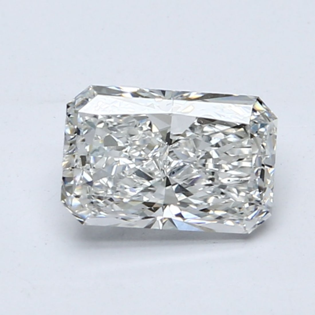GIA Radiant 2.02ct F VVS2 - Loose Lab Diamond: GIA Radiant 2.02ct F VVS2 - Loose Lab Diamond Item Specifics: Source: This Is A Real Diamond Grown In A Lab Not Mined. Carat: 2.02 Cut: - Color: F Clarity: VVS2 Polish: EX Symmetry: EX Measurements: 8