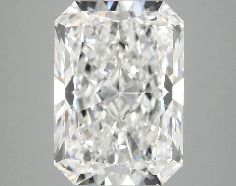 IGI Radiant 4.16ct E VVS2 - Loose Lab Diamond: IGI Radiant 4.16ct E VVS2 - Loose Lab Diamond Item Specifics: Source: This Is A Real Diamond Grown In A Lab Not Mined. Carat: 4.16 Cut: - Color: E Clarity: VVS2 Polish: EX Symmetry: EX Measurements: 1