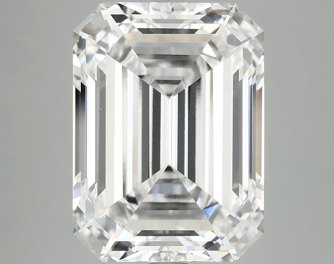 IGI Emerald 7.22ct E VVS2 - Loose Lab Diamond: IGI Emerald 7.22ct E VVS2 - Loose Lab Diamond Item Specifics: Source: This Is A Real Diamond Grown In A Lab Not Mined. Carat: 7.22 Cut: - Color: E Clarity: VVS2 Polish: EX Symmetry: EX Measurements: 1
