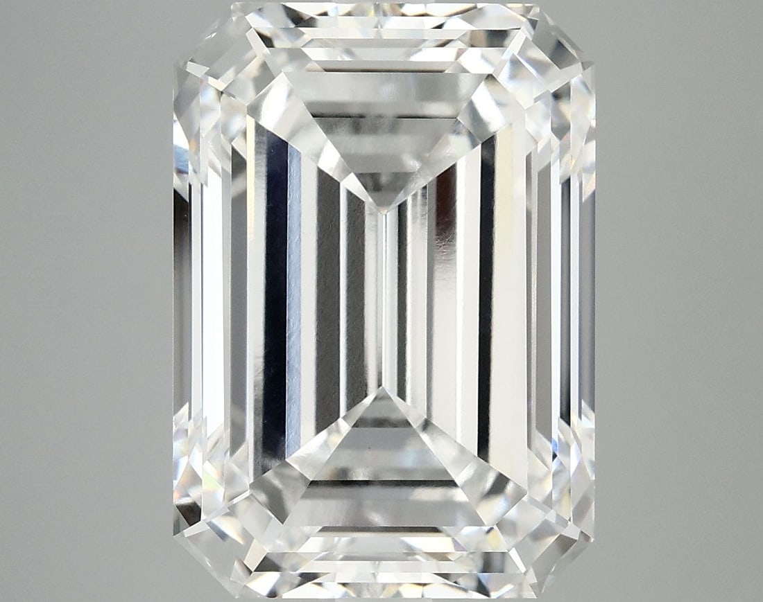 IGI Emerald 9.38ct F VVS2 - Loose Lab Diamond: IGI Emerald 9.38ct F VVS2 - Loose Lab Diamond Item Specifics: Source: This Is A Real Diamond Grown In A Lab Not Mined. Carat: 9.38 Cut: - Color: F Clarity: VVS2 Polish: EX Symmetry: EX Measurements: 1