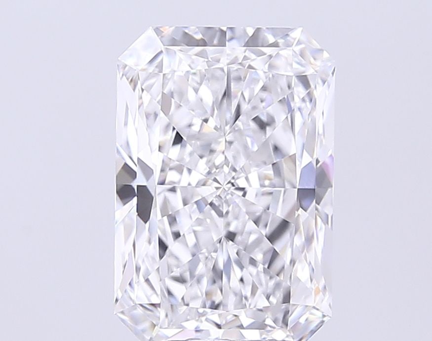GIA Radiant 4.55ct E VVS2 - Loose Lab Diamond: GIA Radiant 4.55ct E VVS2 - Loose Lab Diamond Item Specifics: Source: This Is A Real Diamond Grown In A Lab Not Mined. Carat: 4.55 Cut: - Color: E Clarity: VVS2 Polish: EX Symmetry: EX Measurements: 1
