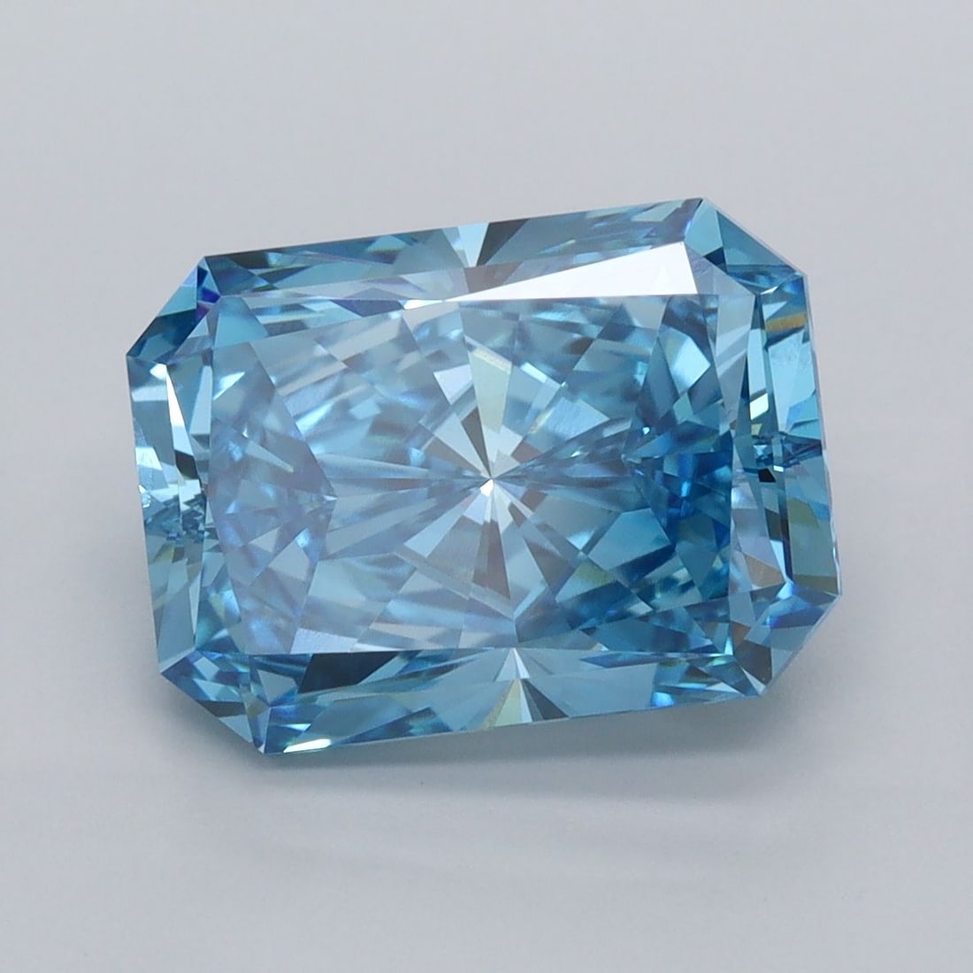IGI Radiant 5.0ct Fancy Vivid Blue VVS2 - Loose Lab Diamond: IGI Radiant 5.0ct Fancy Vivid Blue VVS2 - Loose Lab Diamond Item Specifics: Source: This Is A Real Diamond Grown In A Lab Not Mined. Carat: 5.0 Cut: - Color: Fancy Vivid Blue Clarity: VVS2 Polish: EX 
