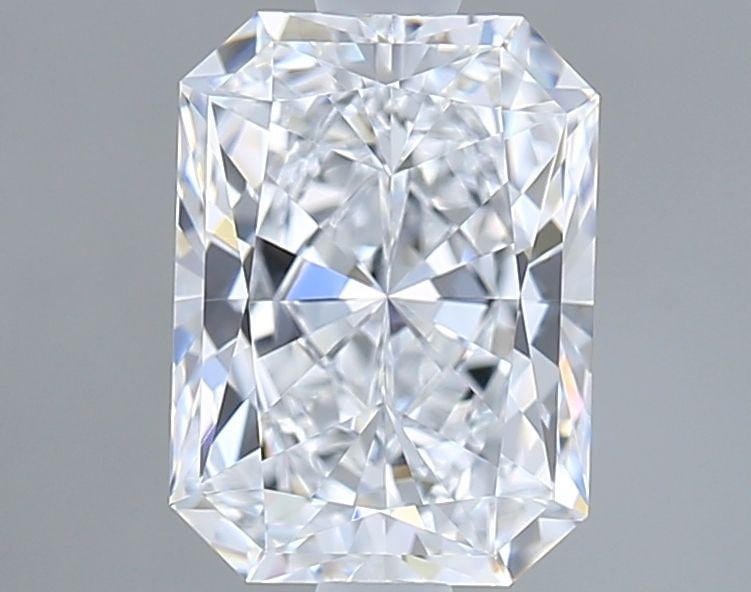 IGI Radiant 2.01ct E VVS1 - Loose Lab Diamond: IGI Radiant 2.01ct E VVS1 - Loose Lab Diamond Item Specifics: Source: This Is A Real Diamond Grown In A Lab Not Mined. Carat: 2.01 Cut: - Color: E Clarity: VVS1 Polish: EX Symmetry: EX Measurements: 8