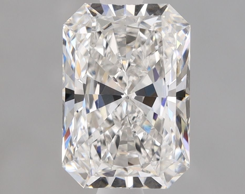 IGI Radiant 1.28ct E VVS2 - Loose Lab Diamond: IGI Radiant 1.28ct E VVS2 - Loose Lab Diamond Item Specifics: Source: This Is A Real Diamond Grown In A Lab Not Mined. Carat: 1.28 Cut: - Color: E Clarity: VVS2 Polish: EX Symmetry: EX Measurements: 7