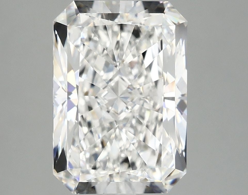 IGI Radiant 3.91ct E VVS2 - Loose Lab Diamond: IGI Radiant 3.91ct E VVS2 - Loose Lab Diamond Item Specifics: Source: This Is A Real Diamond Grown In A Lab Not Mined. Carat: 3.91 Cut: - Color: E Clarity: VVS2 Polish: EX Symmetry: EX Measurements: