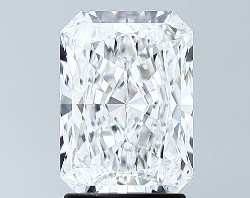 GIA Radiant 2.17ct E VVS2 - Loose Lab Diamond: GIA Radiant 2.17ct E VVS2 - Loose Lab Diamond Item Specifics: Source: This Is A Real Diamond Grown In A Lab Not Mined. Carat: 2.17 Cut: - Color: E Clarity: VVS2 Polish: EX Symmetry: EX Measurements: 9