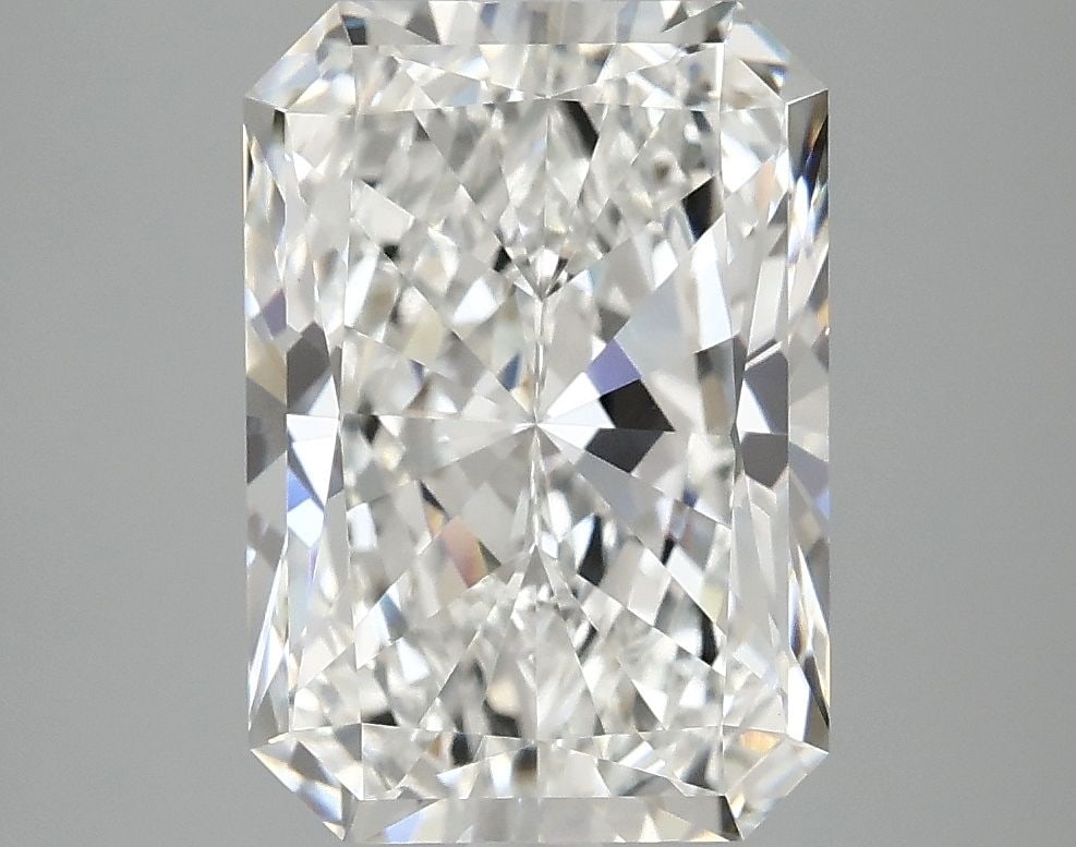IGI Radiant 4.08ct E VVS2 - Loose Lab Diamond: IGI Radiant 4.08ct E VVS2 - Loose Lab Diamond Item Specifics: Source: This Is A Real Diamond Grown In A Lab Not Mined. Carat: 4.08 Cut: - Color: E Clarity: VVS2 Polish: EX Symmetry: EX Measurements: