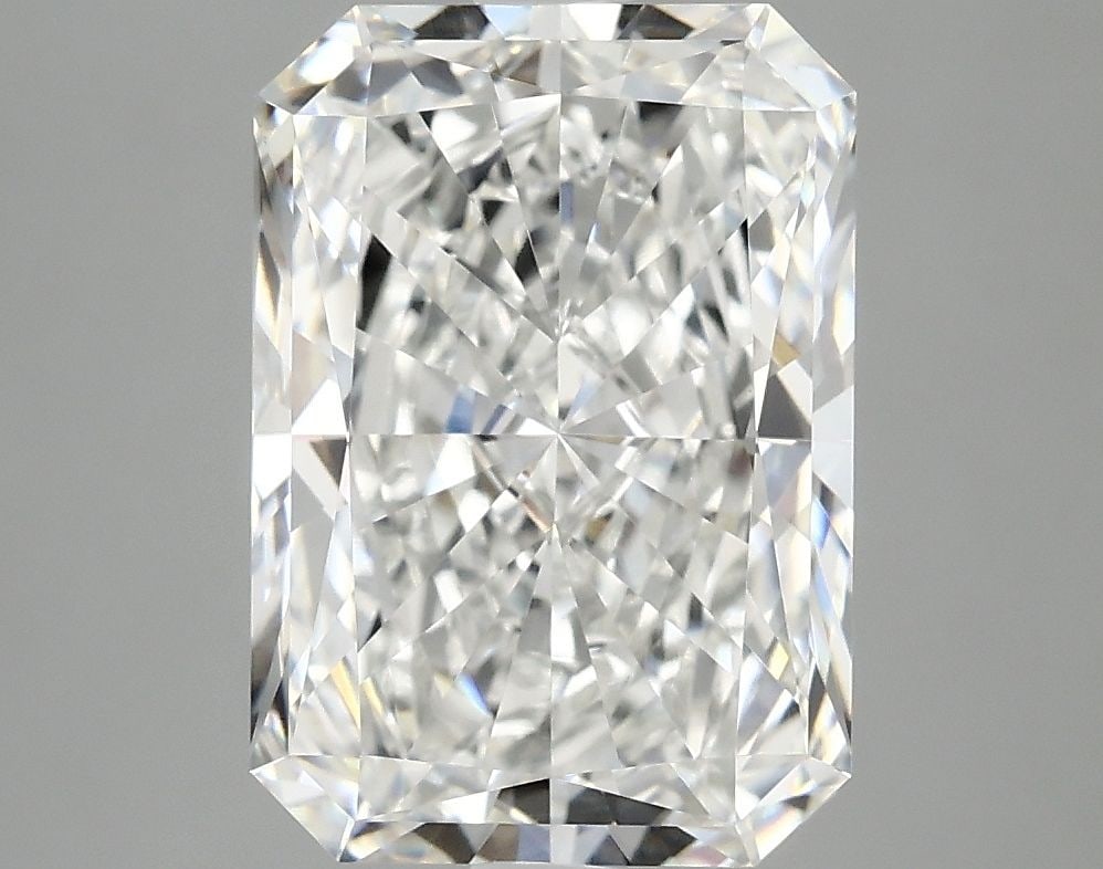 IGI Radiant 4.05ct E VVS2 - Loose Lab Diamond: IGI Radiant 4.05ct E VVS2 - Loose Lab Diamond Item Specifics: Source: This Is A Real Diamond Grown In A Lab Not Mined. Carat: 4.05 Cut: - Color: E Clarity: VVS2 Polish: EX Symmetry: EX Measurements: 1