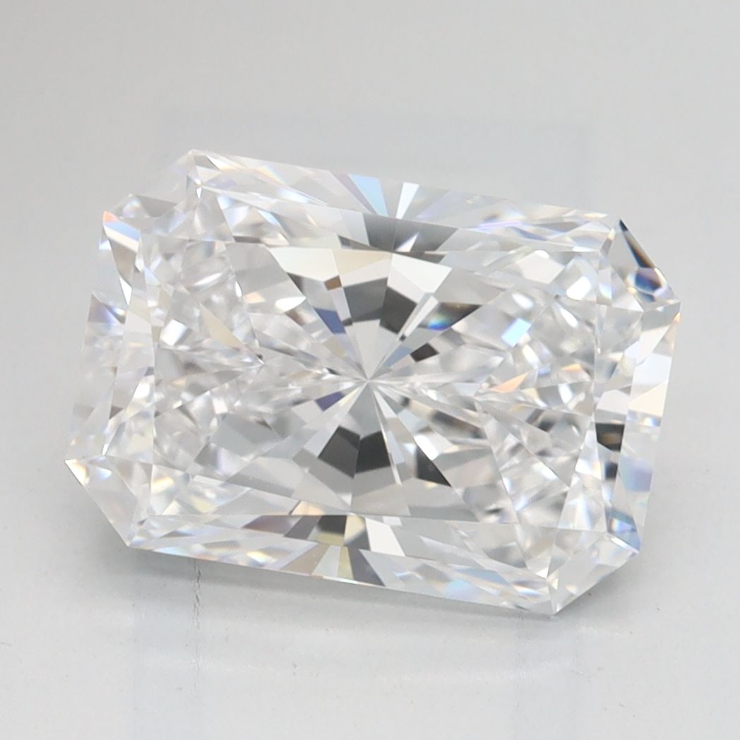 GCAL Radiant 2.57ct D IF - Loose Lab Diamond: GCAL Radiant 2.57ct D IF - Loose Lab Diamond Item Specifics: Source: This Is A Real Diamond Grown In A Lab Not Mined. Carat: 2.57 Cut: - Color: D Clarity: IF Polish: EX Symmetry: EX Measurements: 9.7L