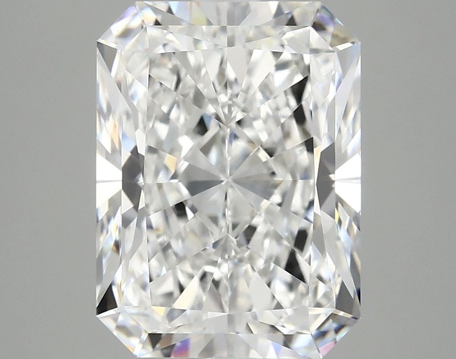 IGI Radiant 4.04ct E VVS2 - Loose Lab Diamond: IGI Radiant 4.04ct E VVS2 - Loose Lab Diamond Item Specifics: Source: This Is A Real Diamond Grown In A Lab Not Mined. Carat: 4.04 Cut: - Color: E Clarity: VVS2 Polish: EX Symmetry: EX Measurements: 1