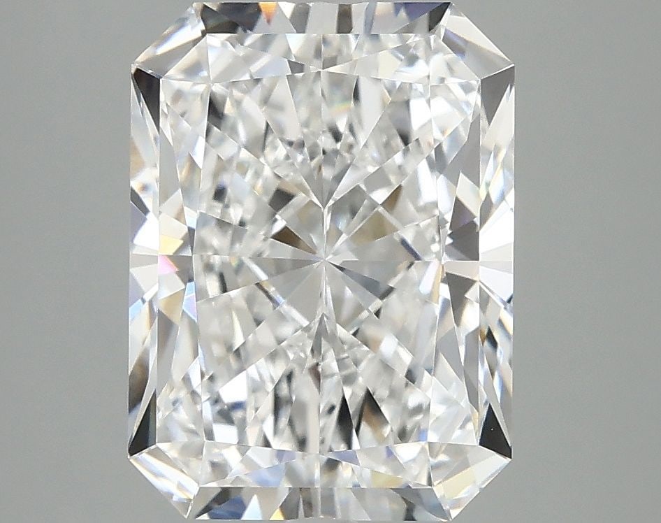 IGI Radiant 4.09ct E VVS2 - Loose Lab Diamond: IGI Radiant 4.09ct E VVS2 - Loose Lab Diamond Item Specifics: Source: This Is A Real Diamond Grown In A Lab Not Mined. Carat: 4.09 Cut: - Color: E Clarity: VVS2 Polish: EX Symmetry: EX Measurements: 1