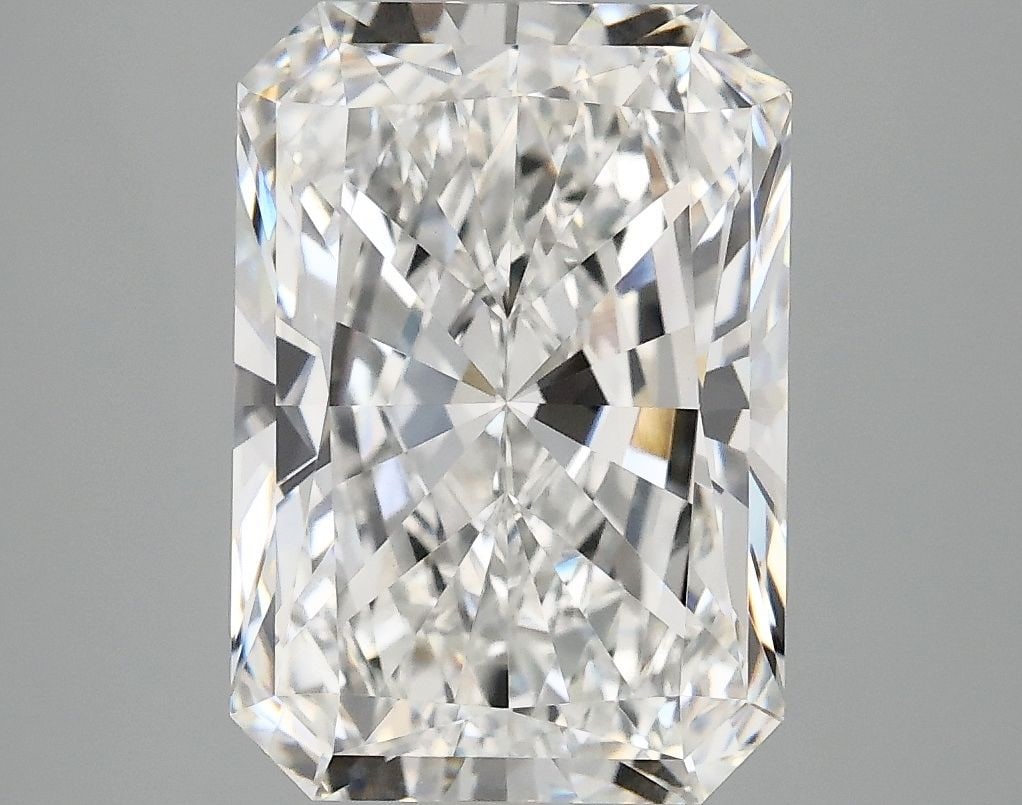 IGI Radiant 4.06ct E VVS2 - Loose Lab Diamond: IGI Radiant 4.06ct E VVS2 - Loose Lab Diamond Item Specifics: Source: This Is A Real Diamond Grown In A Lab Not Mined. Carat: 4.06 Cut: - Color: E Clarity: VVS2 Polish: EX Symmetry: EX Measurements: 1