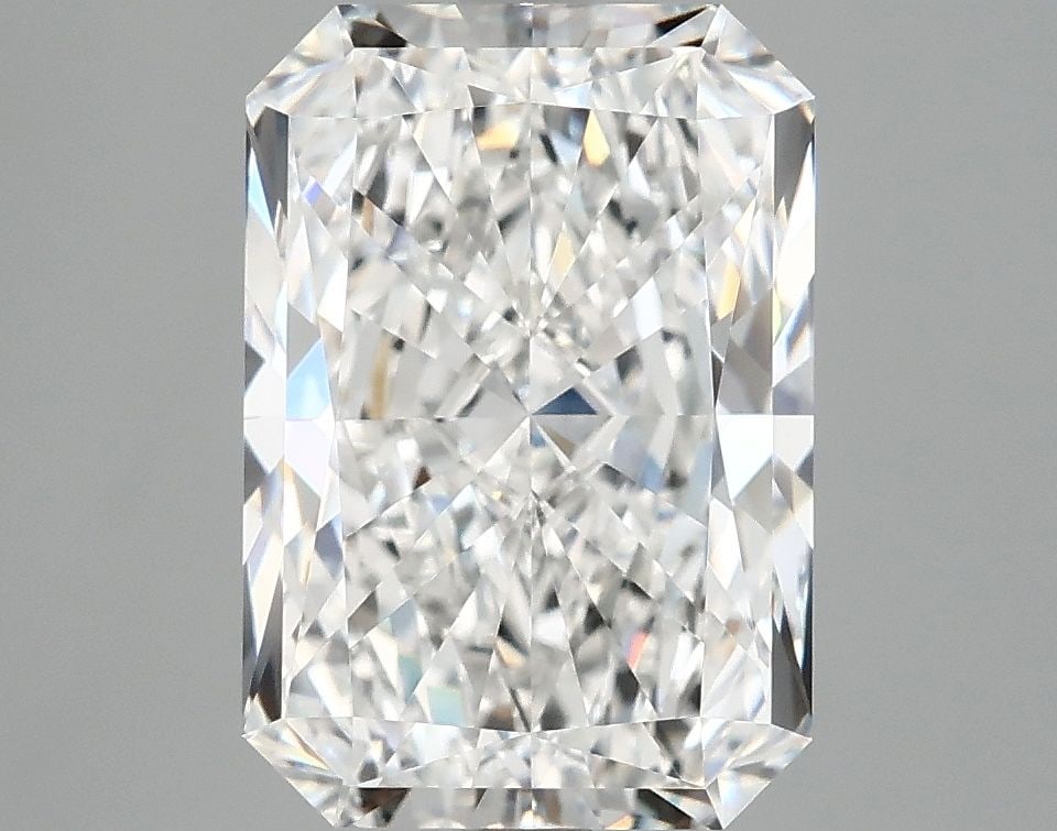 IGI Radiant 4.07ct E VVS2 - Loose Lab Diamond: IGI Radiant 4.07ct E VVS2 - Loose Lab Diamond Item Specifics: Source: This Is A Real Diamond Grown In A Lab Not Mined. Carat: 4.07 Cut: - Color: E Clarity: VVS2 Polish: EX Symmetry: EX Measurements: