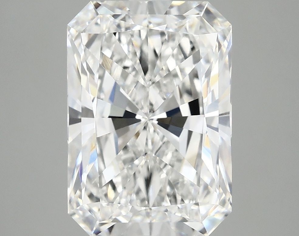 IGI Radiant 4.02ct E VVS2 - Loose Lab Diamond: IGI Radiant 4.02ct E VVS2 - Loose Lab Diamond Item Specifics: Source: This Is A Real Diamond Grown In A Lab Not Mined. Carat: 4.02 Cut: - Color: E Clarity: VVS2 Polish: EX Symmetry: EX Measurements: 1