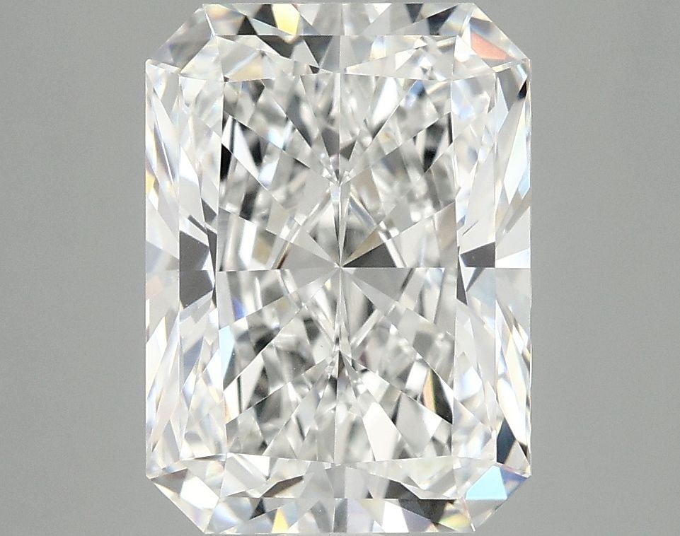 IGI Radiant 4.04ct E VVS2 - Loose Lab Diamond: IGI Radiant 4.04ct E VVS2 - Loose Lab Diamond Item Specifics: Source: This Is A Real Diamond Grown In A Lab Not Mined. Carat: 4.04 Cut: - Color: E Clarity: VVS2 Polish: EX Symmetry: EX Measurements: 1