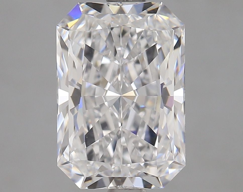 GIA Radiant 2.73ct D VVS1 - Loose Lab Diamond: GIA Radiant 2.73ct D VVS1 - Loose Lab Diamond Item Specifics: Source: This Is A Real Diamond Grown In A Lab Not Mined. Carat: 2.73 Cut: - Color: D Clarity: VVS1 Polish: EX Symmetry: EX Measurements: