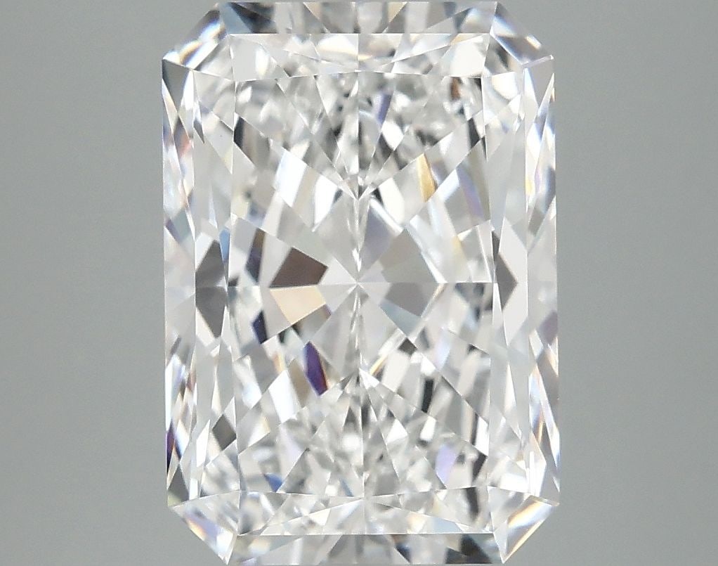 IGI Radiant 4.87ct E VVS2 - Loose Lab Diamond: IGI Radiant 4.87ct E VVS2 - Loose Lab Diamond Item Specifics: Source: This Is A Real Diamond Grown In A Lab Not Mined. Carat: 4.87 Cut: - Color: E Clarity: VVS2 Polish: EX Symmetry: EX Measurements: 1