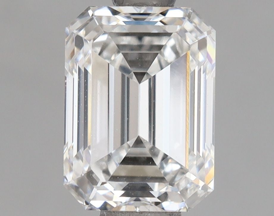 IGI Emerald 1.4ct E VVS1 - Loose Lab Diamond: IGI Emerald 1.4ct E VVS1 - Loose Lab Diamond Item Specifics: Source: This Is A Real Diamond Grown In A Lab Not Mined. Carat: 1.4 Cut: - Color: E Clarity: VVS1 Polish: EX Symmetry: EX Measurements: 7.1