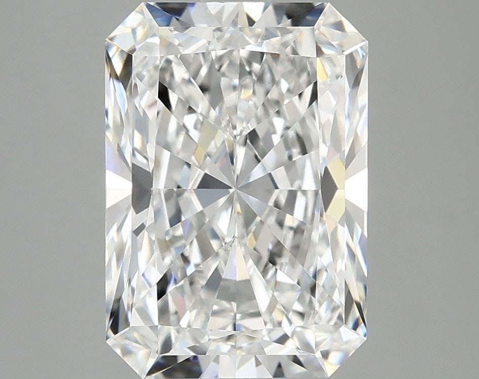 IGI Radiant 3.83ct E VVS2 - Loose Lab Diamond: IGI Radiant 3.83ct E VVS2 - Loose Lab Diamond Item Specifics: Source: This Is A Real Diamond Grown In A Lab Not Mined. Carat: 3.83 Cut: - Color: E Clarity: VVS2 Polish: EX Symmetry: EX Measurements: 1