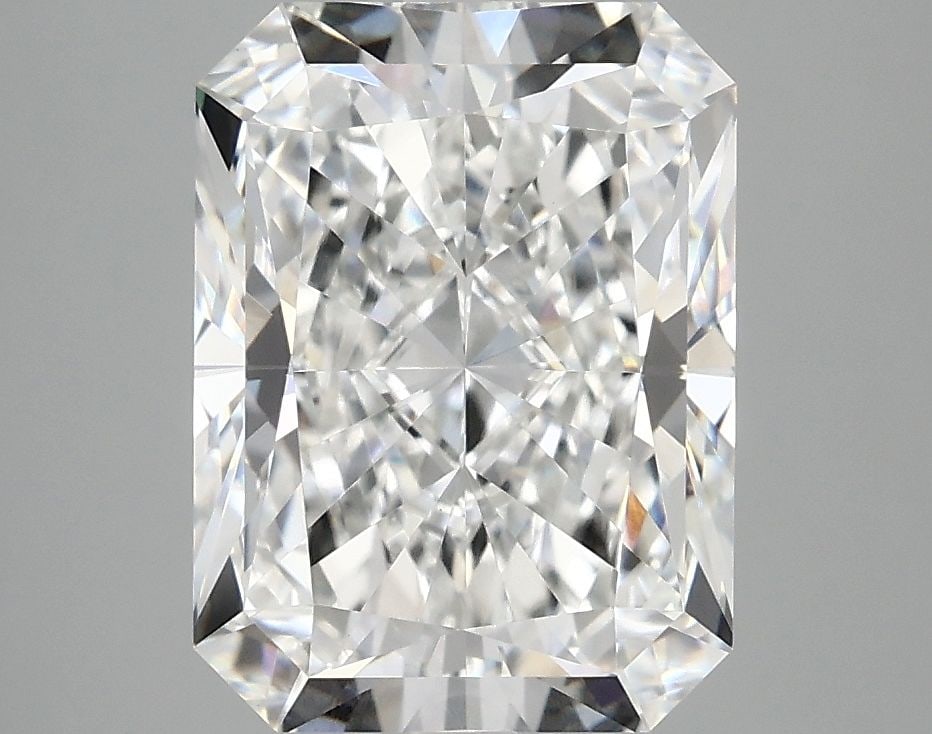 IGI Radiant 4.03ct E VVS2 - Loose Lab Diamond: IGI Radiant 4.03ct E VVS2 - Loose Lab Diamond Item Specifics: Source: This Is A Real Diamond Grown In A Lab Not Mined. Carat: 4.03 Cut: - Color: E Clarity: VVS2 Polish: EX Symmetry: EX Measurements: 1