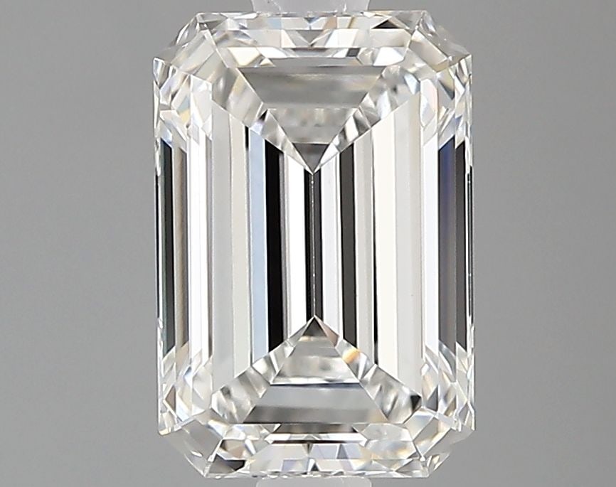IGI Emerald 1.5ct E VVS1 - Loose Lab Diamond: IGI Emerald 1.5ct E VVS1 - Loose Lab Diamond Item Specifics: Source: This Is A Real Diamond Grown In A Lab Not Mined. Carat: 1.5 Cut: - Color: E Clarity: VVS1 Polish: EX Symmetry: EX Measurements: 8.0