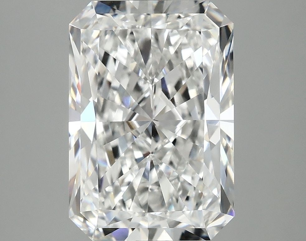IGI Radiant 4.06ct E VVS2 - Loose Lab Diamond: IGI Radiant 4.06ct E VVS2 - Loose Lab Diamond Item Specifics: Source: This Is A Real Diamond Grown In A Lab Not Mined. Carat: 4.06 Cut: - Color: E Clarity: VVS2 Polish: EX Symmetry: EX Measurements: 1