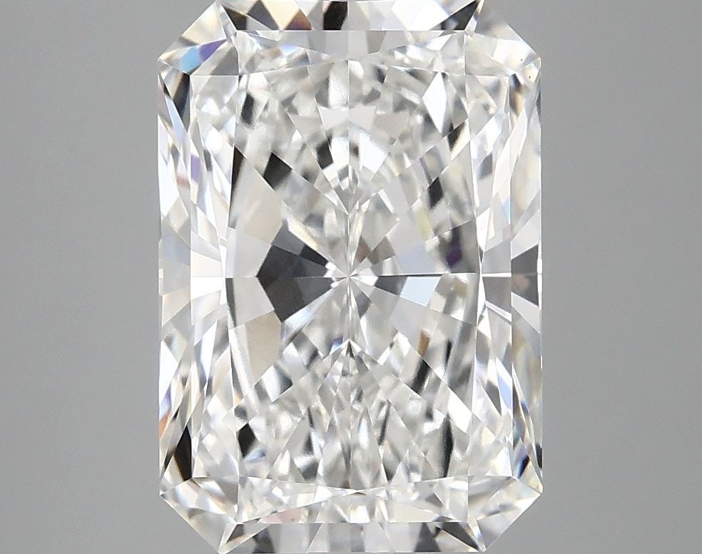 IGI Radiant 4.09ct E VVS2 - Loose Lab Diamond: IGI Radiant 4.09ct E VVS2 - Loose Lab Diamond Item Specifics: Source: This Is A Real Diamond Grown In A Lab Not Mined. Carat: 4.09 Cut: - Color: E Clarity: VVS2 Polish: EX Symmetry: EX Measurements: 1