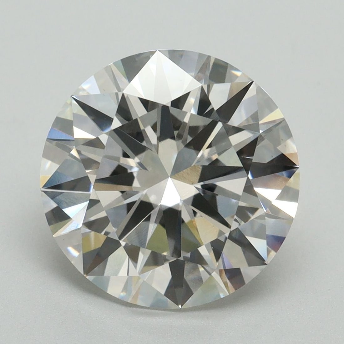 IGI Round 5.02ct G VVS2 - Loose Lab Diamond: IGI Round 5.02ct G VVS2 - Loose Lab Diamond Item Specifics: Source: This Is A Real Diamond Grown In A Lab Not Mined. Carat: 5.02 Cut: EX Color: G Clarity: VVS2 Polish: EX Symmetry: EX Measurements: 11