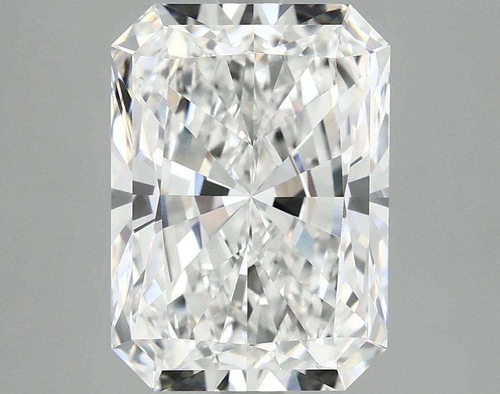 IGI Radiant 3.98ct E VVS2 - Loose Lab Diamond: IGI Radiant 3.98ct E VVS2 - Loose Lab Diamond Item Specifics: Source: This Is A Real Diamond Grown In A Lab Not Mined. Carat: 3.98 Cut: - Color: E Clarity: VVS2 Polish: EX Symmetry: EX Measurements: 1