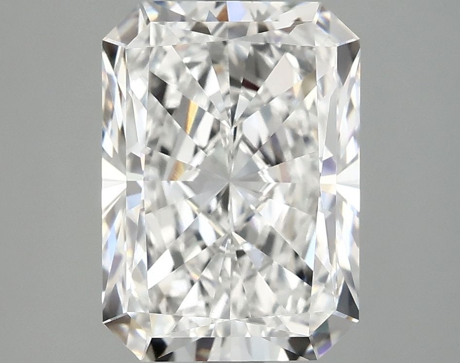 IGI Radiant 3.97ct E VVS2 - Loose Lab Diamond: IGI Radiant 3.97ct E VVS2 - Loose Lab Diamond Item Specifics: Source: This Is A Real Diamond Grown In A Lab Not Mined. Carat: 3.97 Cut: - Color: E Clarity: VVS2 Polish: EX Symmetry: EX Measurements: 1