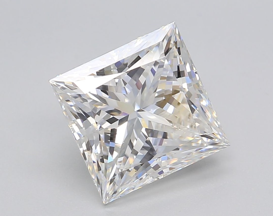 GIA Princess 4.0ct E VVS2 - Loose Lab Diamond: GIA Princess 4.0ct E VVS2 - Loose Lab Diamond Item Specifics: Source: This Is A Real Diamond Grown In A Lab Not Mined. Carat: 4.0 Cut: - Color: E Clarity: VVS2 Polish: EX Symmetry: EX Measurements: 8.