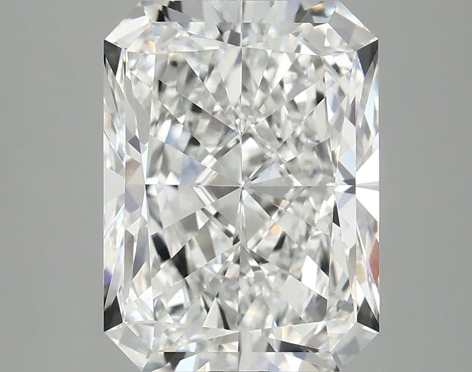 IGI Radiant 3.94ct E VVS2 - Loose Lab Diamond: IGI Radiant 3.94ct E VVS2 - Loose Lab Diamond Item Specifics: Source: This Is A Real Diamond Grown In A Lab Not Mined. Carat: 3.94 Cut: - Color: E Clarity: VVS2 Polish: EX Symmetry: EX Measurements: 1