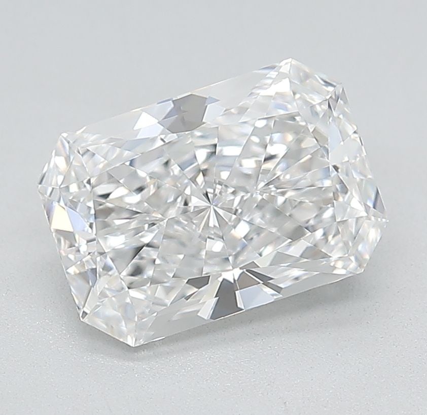 IGI Radiant 2.21ct D IF - Loose Lab Diamond: IGI Radiant 2.21ct D IF - Loose Lab Diamond Item Specifics: Source: This Is A Real Diamond Grown In A Lab Not Mined. Carat: 2.21 Cut: - Color: D Clarity: IF Polish: EX Symmetry: EX Measurements: 9.39L
