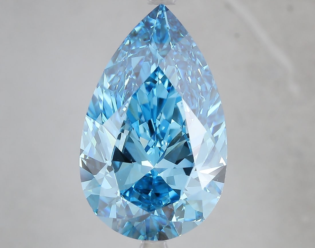 IGI Pear 9.0ct Fancy Vivid Blue VVS2 - Loose Lab Diamond: IGI Pear 9.0ct Fancy Vivid Blue VVS2 - Loose Lab Diamond Item Specifics: Source: This Is A Real Diamond Grown In A Lab Not Mined. Carat: 9.0 Cut: - Color: Fancy Vivid Blue Clarity: VVS2 Polish: EX Sym