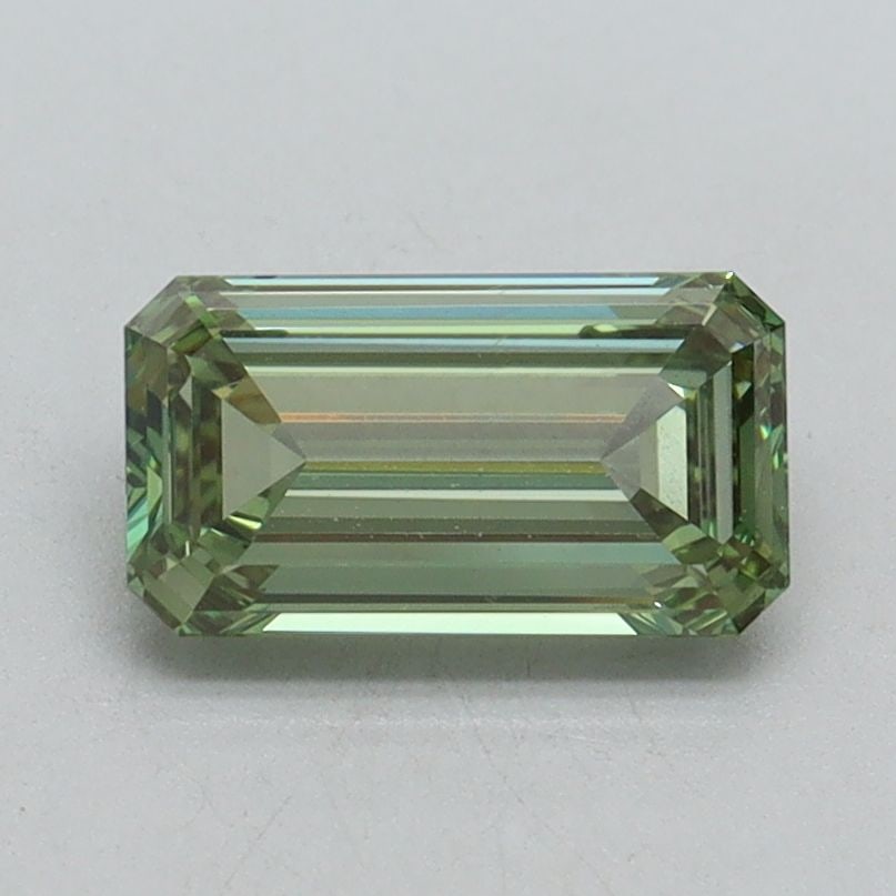 IGI Emerald 1.04ct Fancy Intense Green VVS2 - Loose Lab Diamond: IGI Emerald 1.04ct Fancy Intense Green VVS2 - Loose Lab Diamond Item Specifics: Source: This Is A Real Diamond Grown In A Lab Not Mined. Carat: 1.04 Cut: - Color: Fancy Intense Green Clarity: VVS2