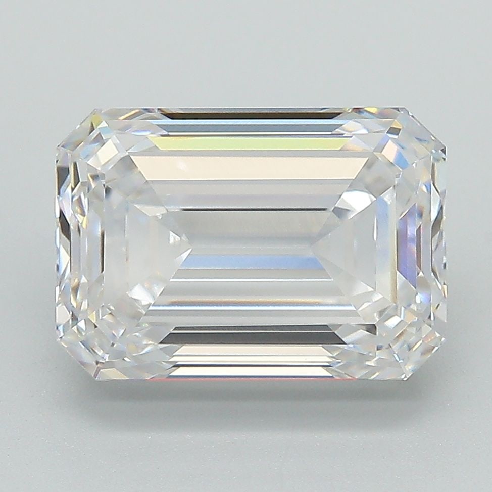 GIA Emerald 4.6ct E VVS2 - Loose Lab Diamond: GIA Emerald 4.6ct E VVS2 - Loose Lab Diamond Item Specifics: Source: This Is A Real Diamond Grown In A Lab Not Mined. Carat: 4.6 Cut: - Color: E Clarity: VVS2 Polish: EX Symmetry: EX Measurements: 10.
