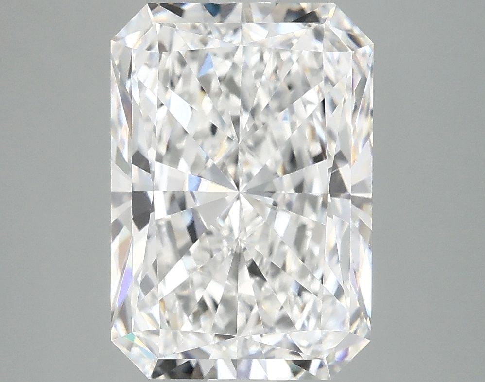 IGI Radiant 4.19ct D VVS2 - Loose Lab Diamond: IGI Radiant 4.19ct D VVS2 - Loose Lab Diamond Item Specifics: Source: This Is A Real Diamond Grown In A Lab Not Mined. Carat: 4.19 Cut: - Color: D Clarity: VVS2 Polish: EX Symmetry: EX Measurements: 1