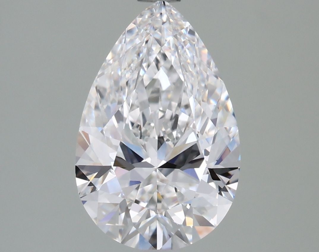 GIA Pear 2.01ct E VVS2 - Loose Lab Diamond: GIA Pear 2.01ct E VVS2 - Loose Lab Diamond Item Specifics: Source: This Is A Real Diamond Grown In A Lab Not Mined. Carat: 2.01 Cut: - Color: E Clarity: VVS2 Polish: EX Symmetry: EX Measurements: 10.8