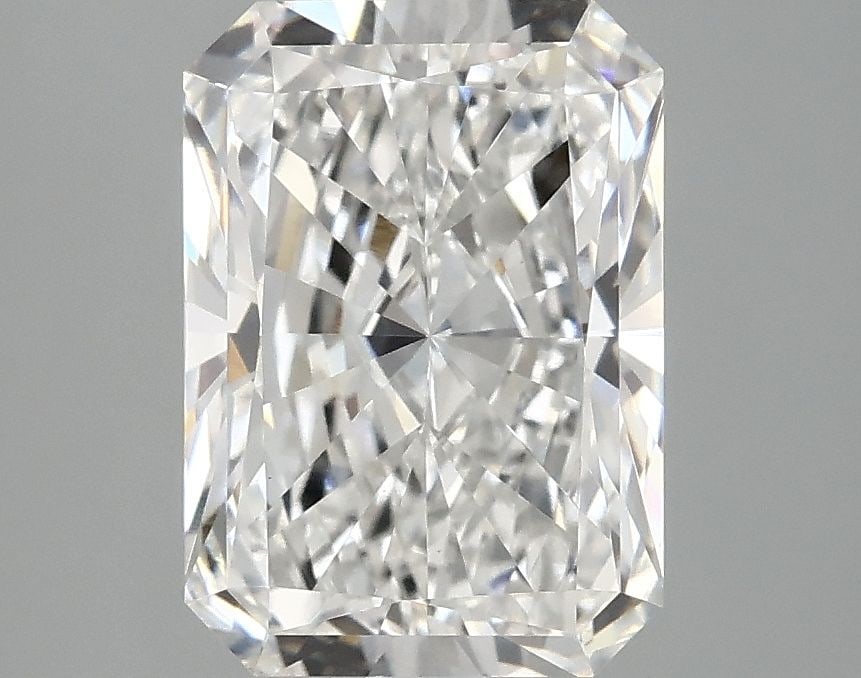 IGI Radiant 2.98ct E VVS2 - Loose Lab Diamond: IGI Radiant 2.98ct E VVS2 - Loose Lab Diamond Item Specifics: Source: This Is A Real Diamond Grown In A Lab Not Mined. Carat: 2.98 Cut: - Color: E Clarity: VVS2 Polish: EX Symmetry: EX Measurements: 1
