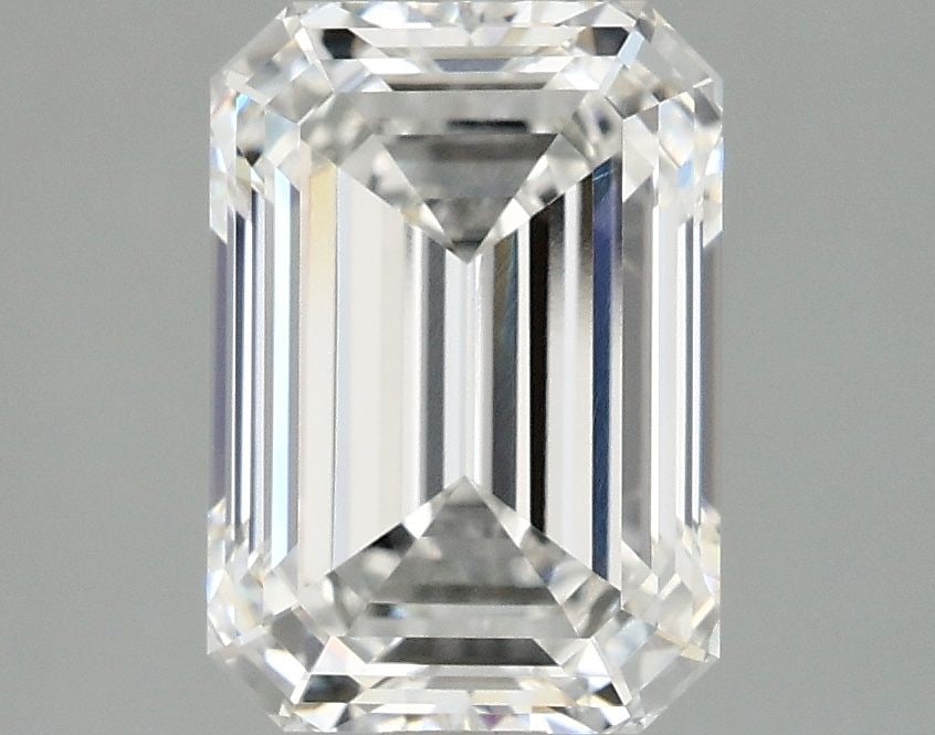 IGI Emerald 2.59ct E VVS2 - Loose Lab Diamond: IGI Emerald 2.59ct E VVS2 - Loose Lab Diamond Item Specifics: Source: This Is A Real Diamond Grown In A Lab Not Mined. Carat: 2.59 Cut: - Color: E Clarity: VVS2 Polish: EX Symmetry: EX Measurements: 9