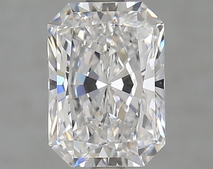 GIA Radiant 2.07ct E VVS2 - Loose Lab Diamond: GIA Radiant 2.07ct E VVS2 - Loose Lab Diamond Item Specifics: Source: This Is A Real Diamond Grown In A Lab Not Mined. Carat: 2.07 Cut: - Color: E Clarity: VVS2 Polish: EX Symmetry: EX Measurements: 8