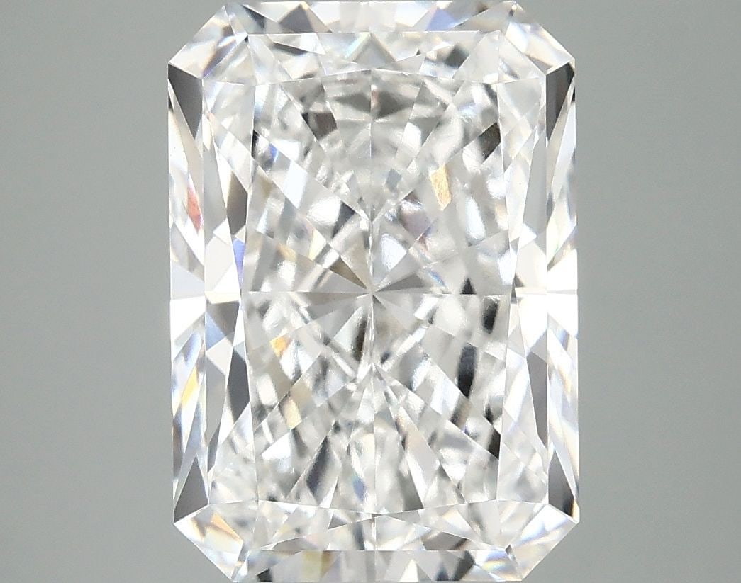 IGI Radiant 4.95ct D VVS2 - Loose Lab Diamond: IGI Radiant 4.95ct D VVS2 - Loose Lab Diamond Item Specifics: Source: This Is A Real Diamond Grown In A Lab Not Mined. Carat: 4.95 Cut: - Color: D Clarity: VVS2 Polish: EX Symmetry: EX Measurements: 1