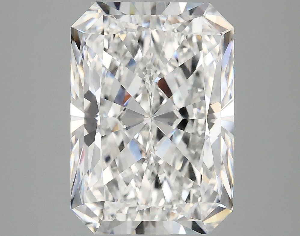 IGI Radiant 4.09ct E VVS2 - Loose Lab Diamond: IGI Radiant 4.09ct E VVS2 - Loose Lab Diamond Item Specifics: Source: This Is A Real Diamond Grown In A Lab Not Mined. Carat: 4.09 Cut: - Color: E Clarity: VVS2 Polish: EX Symmetry: EX Measurements: 1