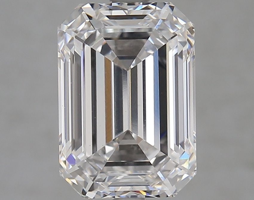 IGI Emerald 4.02ct E VVS2 - Loose Lab Diamond: IGI Emerald 4.02ct E VVS2 - Loose Lab Diamond Item Specifics: Source: This Is A Real Diamond Grown In A Lab Not Mined. Carat: 4.02 Cut: - Color: E Clarity: VVS2 Polish: EX Symmetry: EX Measurements: 1
