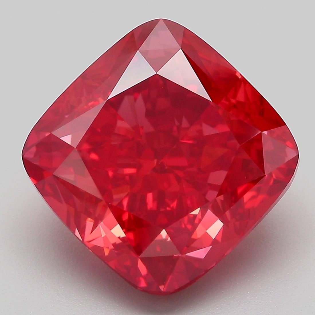 IGI Cushion Modified 9.08ct Fancy Vivid Red VVS2 - Loose Lab Diamond: IGI Cushion Modified 9.08ct Fancy Vivid Red VVS2 - Loose Lab Diamond Item Specifics: Source: This Is A Real Diamond Grown In A Lab Not Mined. Carat: 9.08 Cut: - Color: Fancy Vivid Red Clarity: VVS2 Po