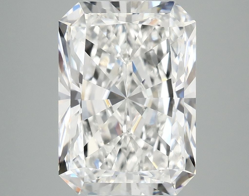 IGI Radiant 4.99ct E VVS2 - Loose Lab Diamond: IGI Radiant 4.99ct E VVS2 - Loose Lab Diamond Item Specifics: Source: This Is A Real Diamond Grown In A Lab Not Mined. Carat: 4.99 Cut: - Color: E Clarity: VVS2 Polish: EX Symmetry: EX Measurements: