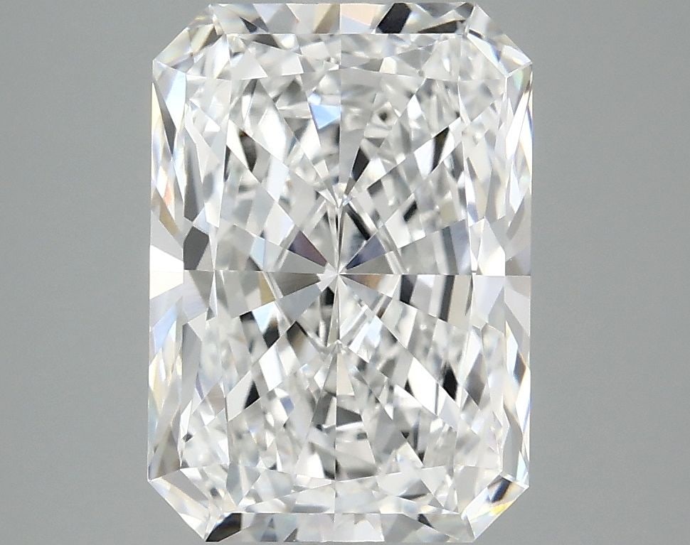 IGI Radiant 3.93ct E VVS2 - Loose Lab Diamond: IGI Radiant 3.93ct E VVS2 - Loose Lab Diamond Item Specifics: Source: This Is A Real Diamond Grown In A Lab Not Mined. Carat: 3.93 Cut: - Color: E Clarity: VVS2 Polish: EX Symmetry: EX Measurements: 1